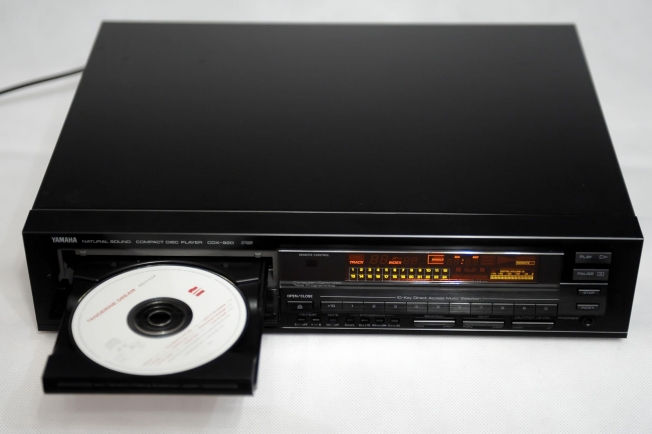 Продажа сд. Yamaha CD плейер cdx-2000. Yamaha cdx-920. Техникс 480 СД проигрыватель. CD Player Yamaha 920.